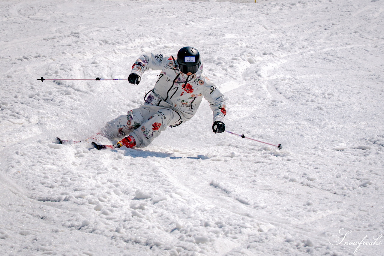 キロロリゾート｜ポカポカ陽気で絶好の春スキー日和♪こんな日は、みんなで思いっきり春雪を満喫しましょう！